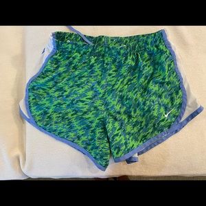 Girls Nike blue green running shorts size